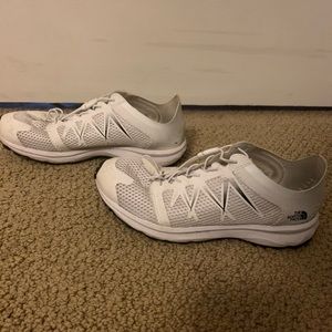 North face Tennis shoes